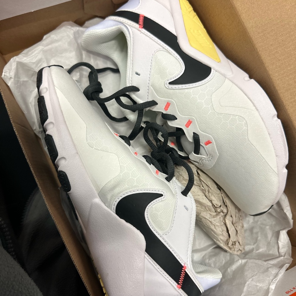 Nike Women Shoes